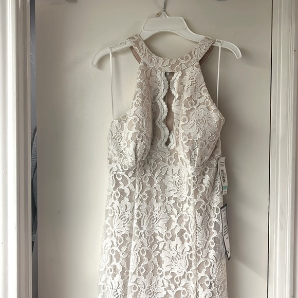 Ivory/nude evening gown. New with tags, just never wore it. Brand: NW Nightway - Picture 1 of 9